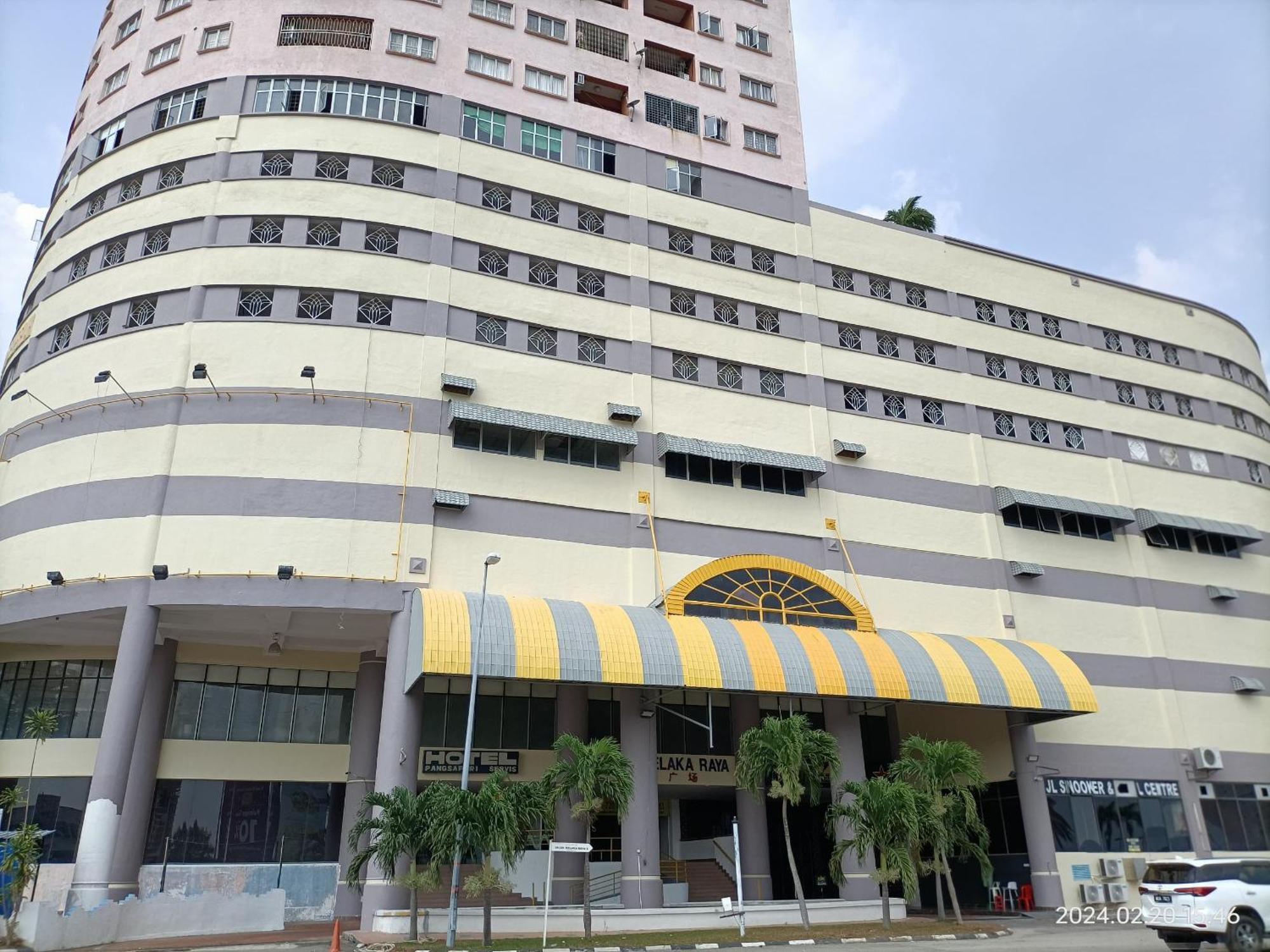Globallon Services Apartment, Melaka Town Hotel Exterior photo